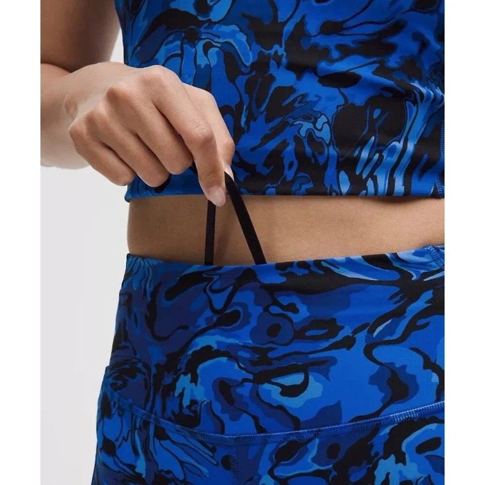 NWT Lululemon Size 8 Fast & Free HR Short 6” *Pockets Galactic Cobalt Blue - Picture 16 of 16